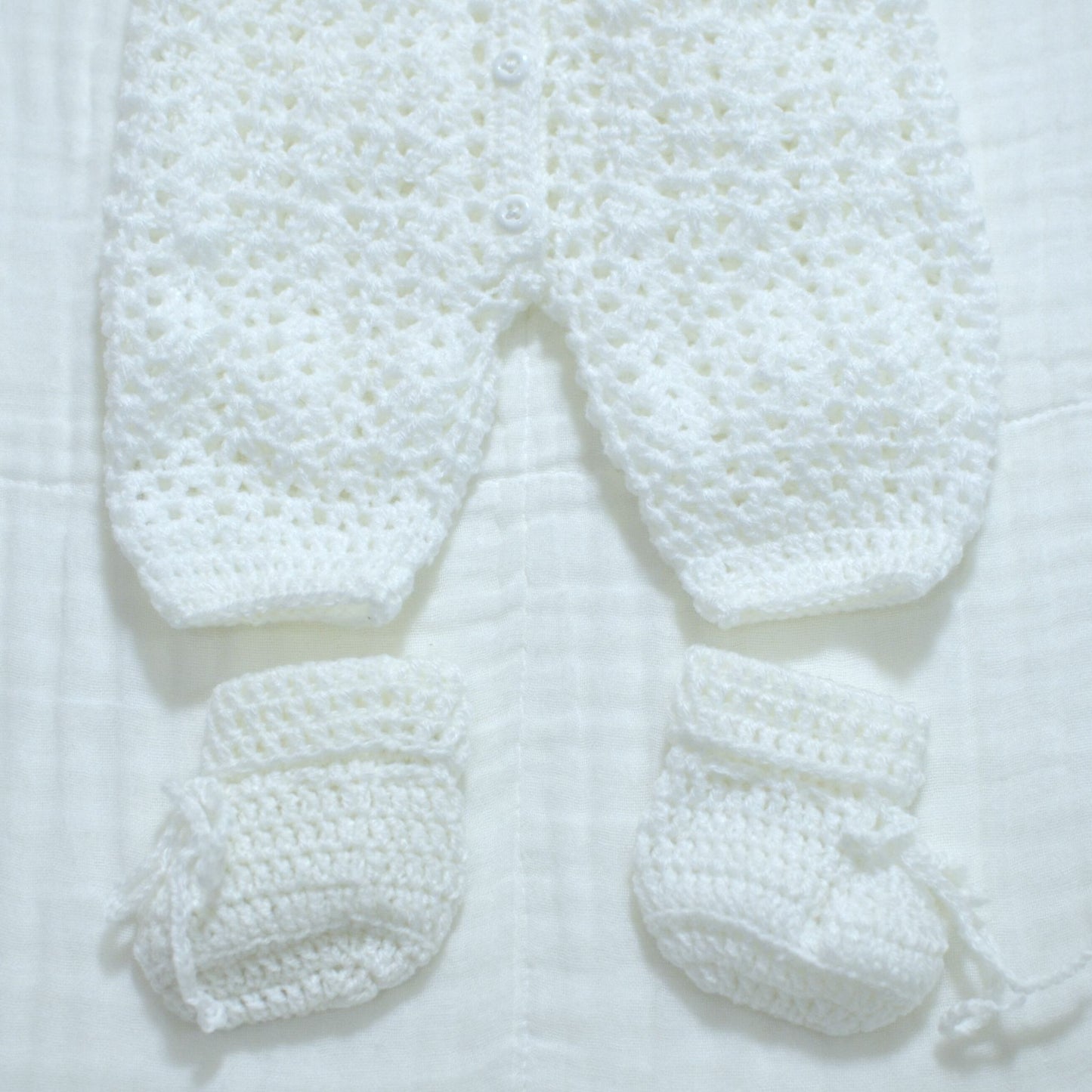 Crochet Baby Ful Body Suit With Hat and Socks - 0 to 3 Month