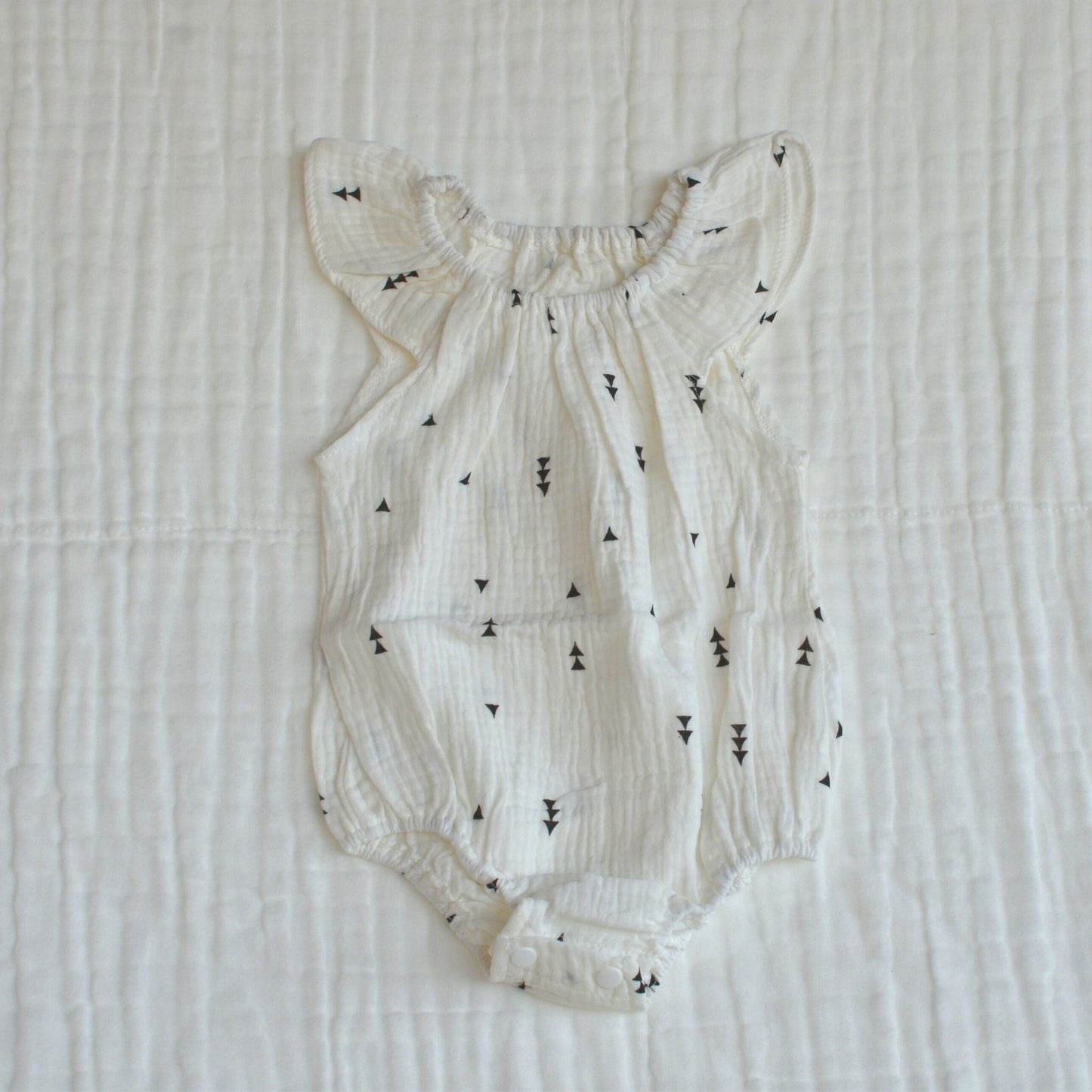 Muslin Ruffled Sleeve Baby Romper Size 80