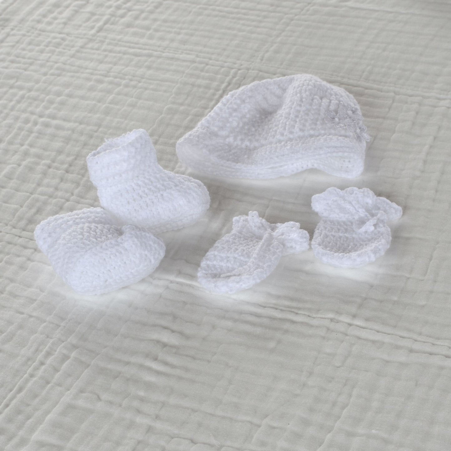 Crochet / Knitted Baby Hat, Socks, Mittens Set 0 to 3 months