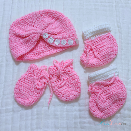 Crochet / Knitted Baby Hat, Socks, Mittens Set 0 to 3 months