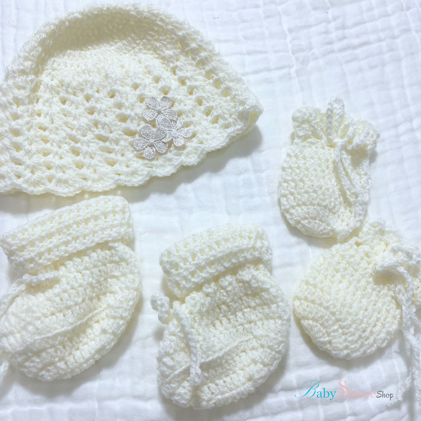 Crochet / Knitted Baby Hat, Socks, Mittens Set 0 to 3 months