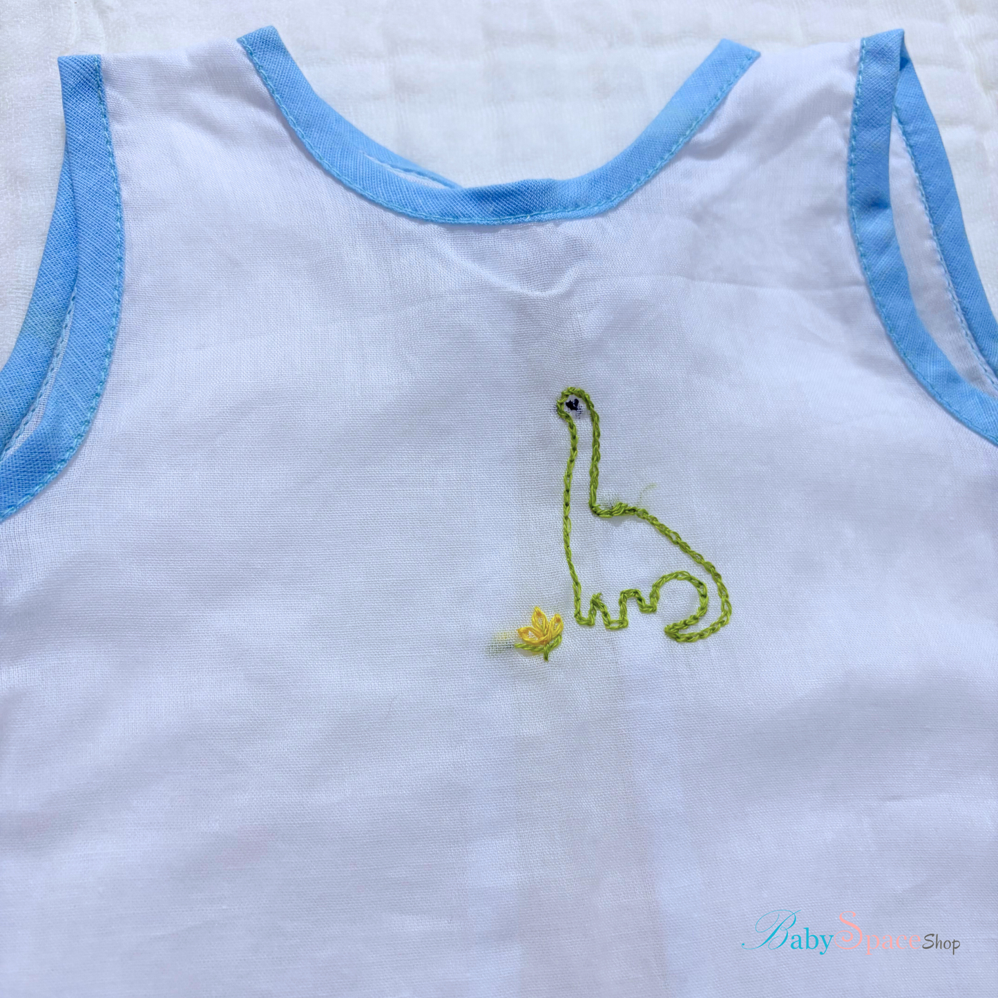 Baby Shirts Dinos - Muslin Newborn Size