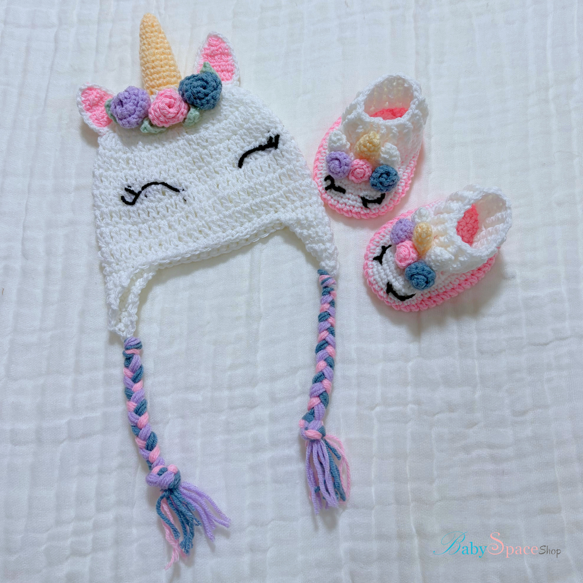 Crochet Baby Animal Hat and Shoe Newborn Size