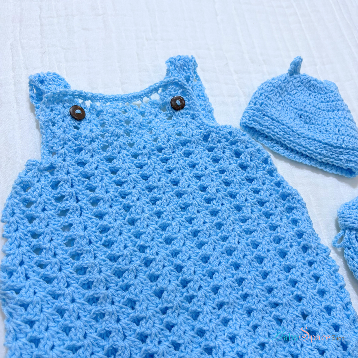 Crochet Dungaree, Hat and Socks - 0 to 3 Month