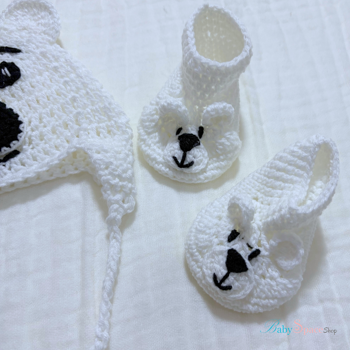 Crochet Baby Animal Hat and Shoe Newborn Size