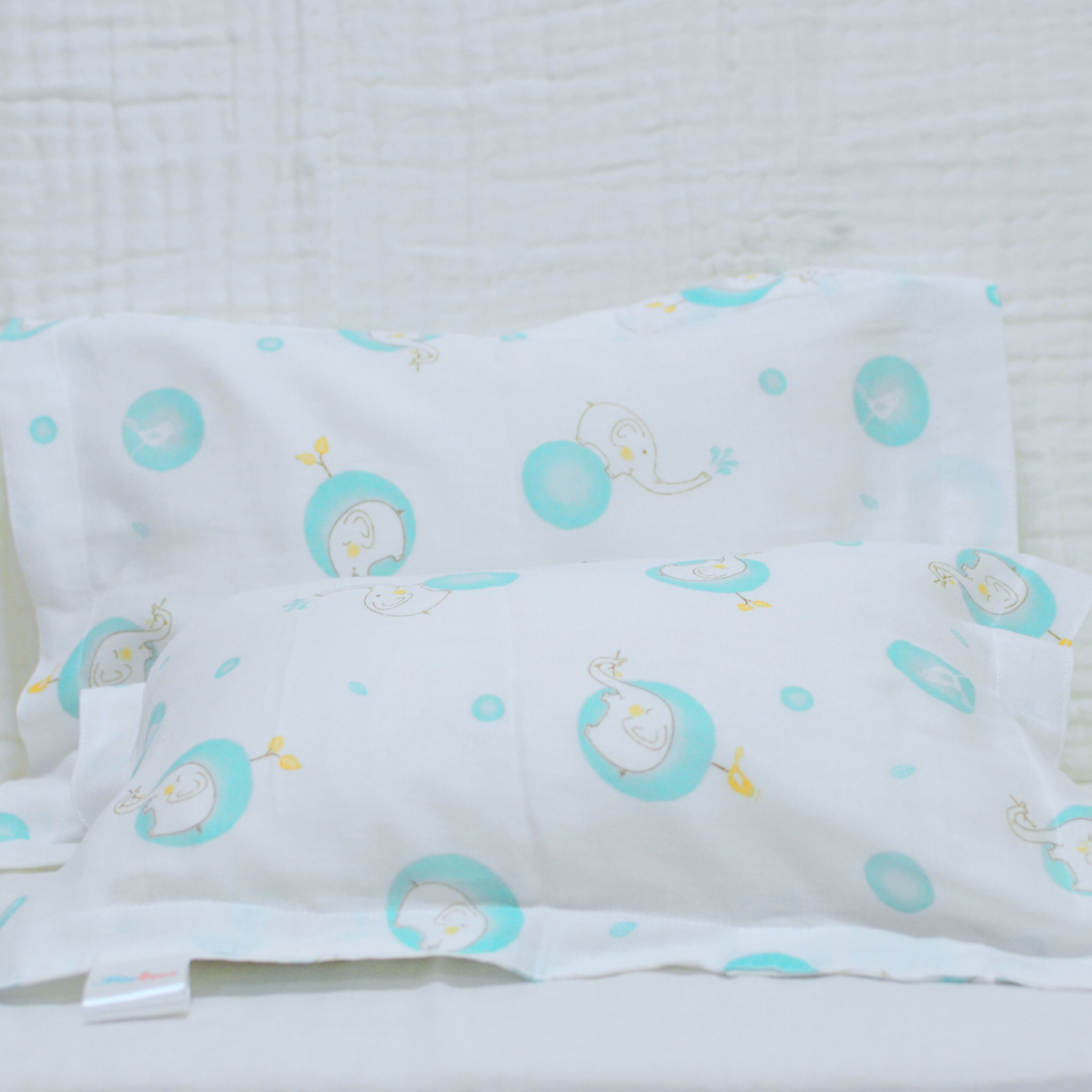 Baby Cot Sheet with 2 Matching Pillow Cases V