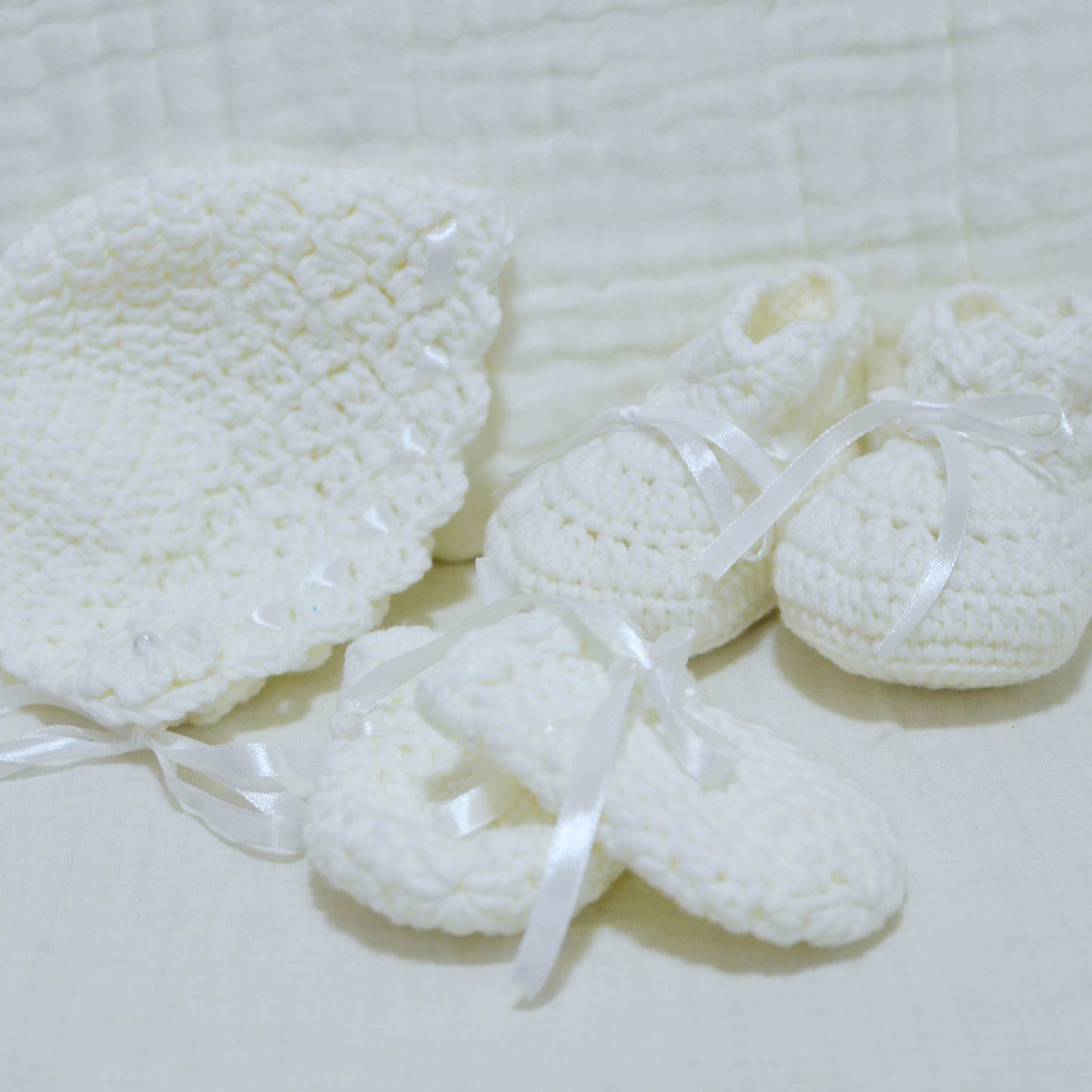 White Crochet Baby Bonnet,socks,mittens - 0 to 3 Month