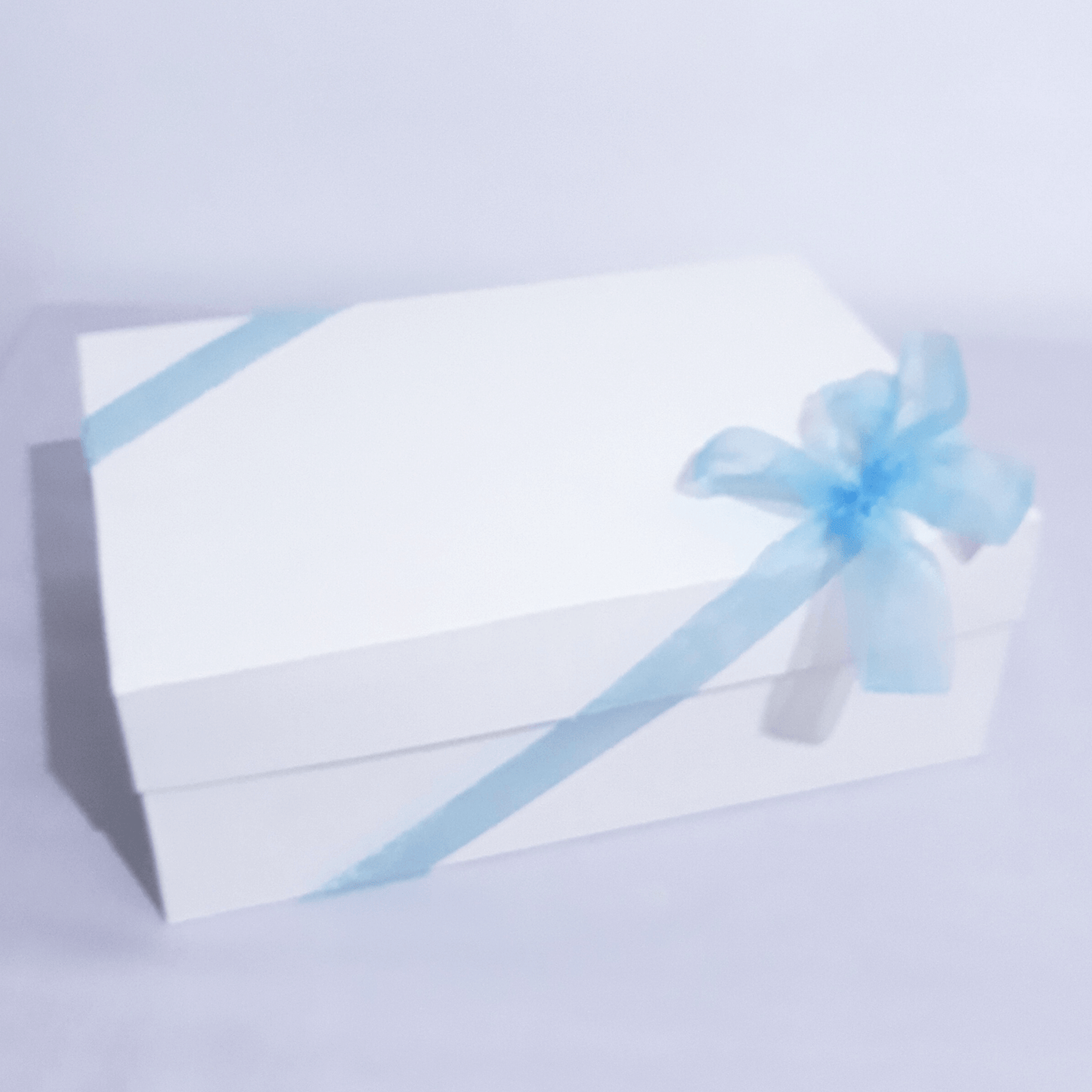 Gift wrapping - Box or Basket With Ribbon